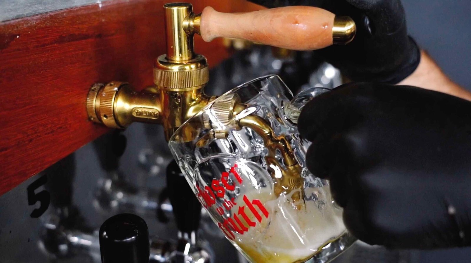 CZECH BEER por CUEI FILMS